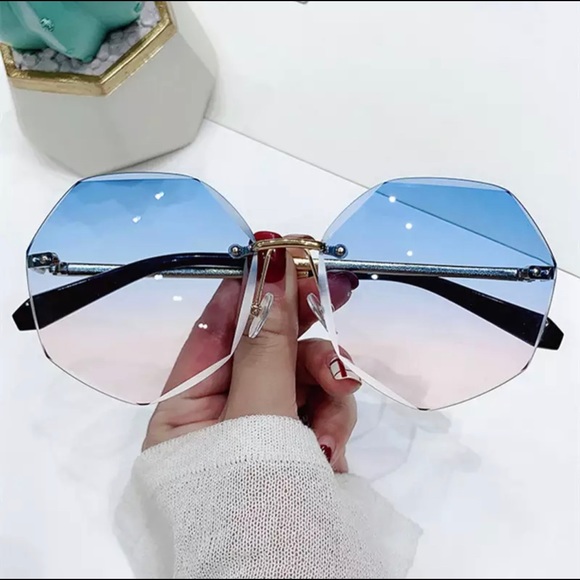 Accessories - Ombré Sunglasses